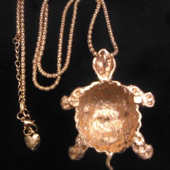 Betsey Johnson Turquoise Rhinestone, Crystal & Enamel TURTLE  Pendant Necklace - Picture 8 of 10